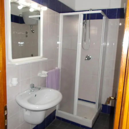 Отель Maremonti Вико-дель-Гаргано