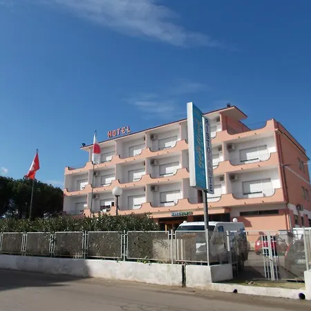 Maremonti 3*
