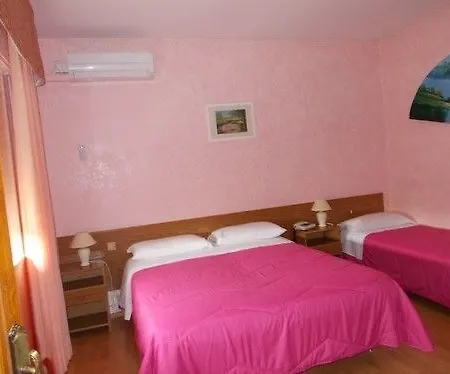 Ξενοδοχείο Maremonti 3*