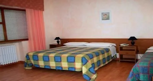 Отель Maremonti 3*